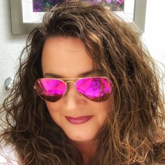 Meet your Posher, Donna-nick - Picture 1 of 1